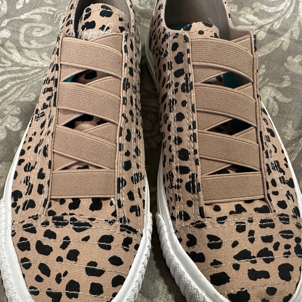 Women’s BLOWFISH Slip Ons Size 8 - Picture 5 of 7